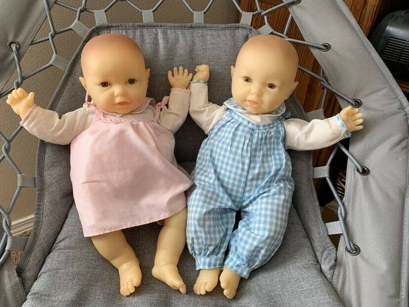 Vintage Vinyl And Cloth Berjusa Dolls #53 Twins - Boy And Girl 18"