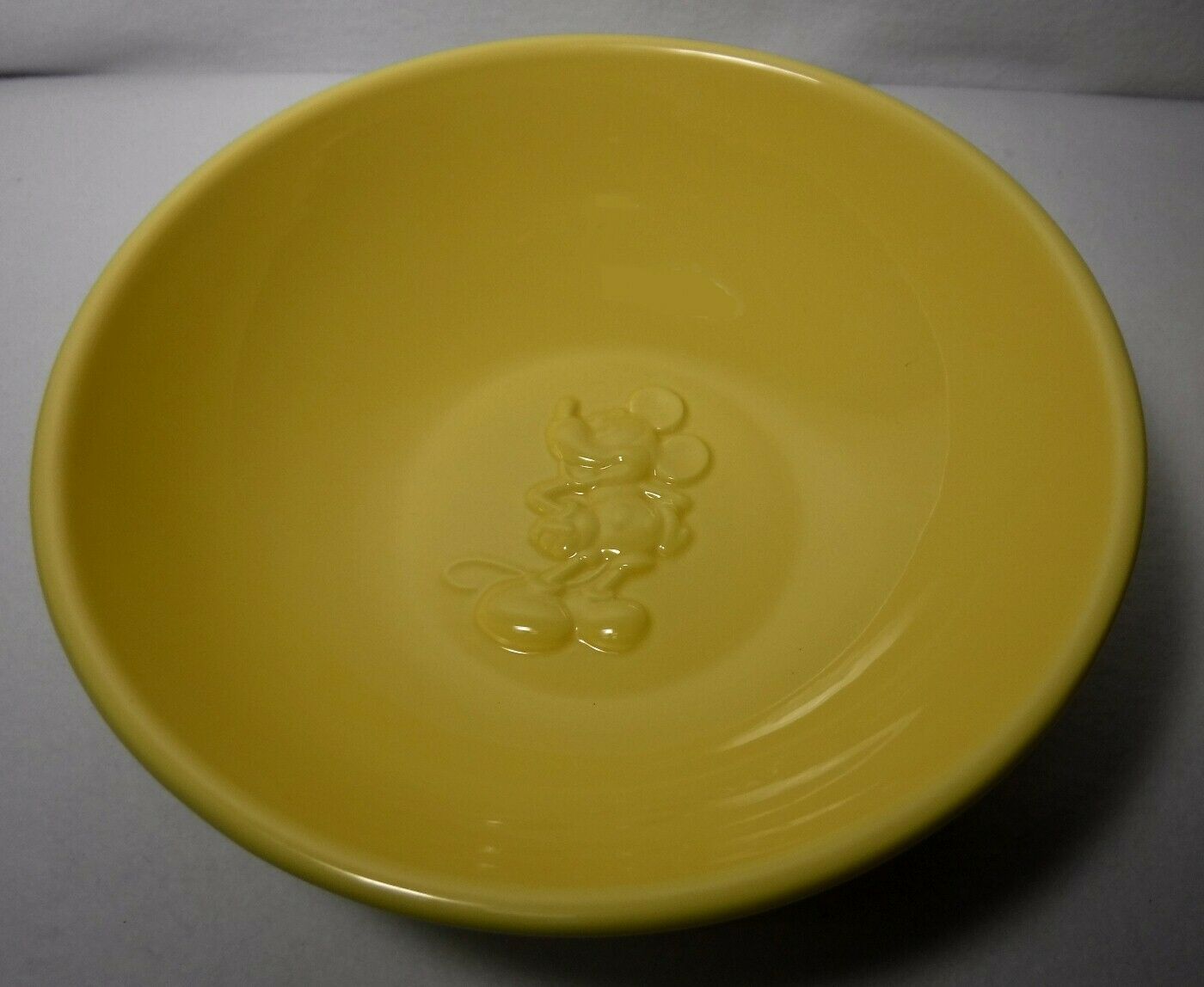 Disney China M. Mouse Pattern Goofy Yellow Round Serving Bowl - 9-3/4" X 3-1/4"