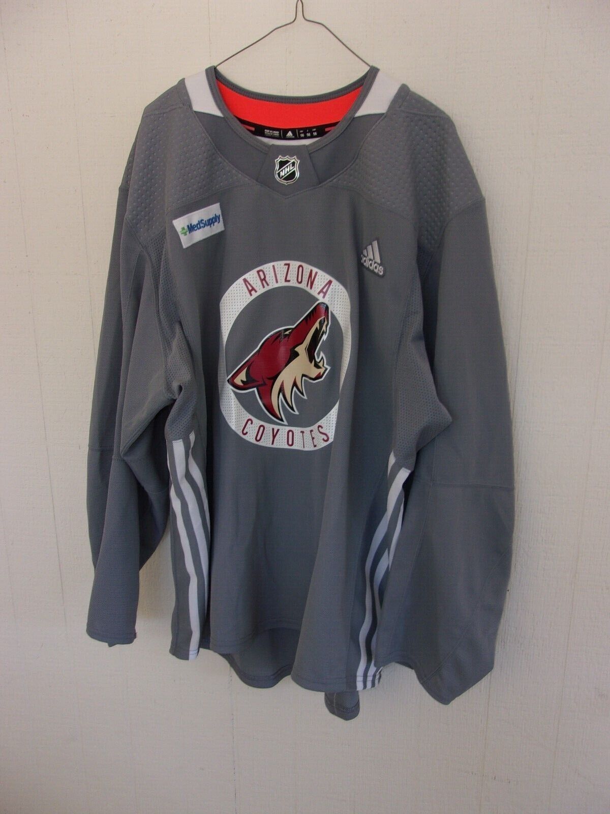Arizona Coyotes Worn Gray Adidas Size 56 Practice Jersey With Patch (2017-2021)