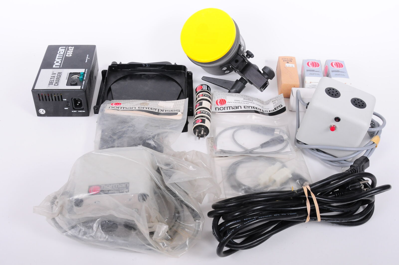 Lot Of Norman Lighting Lights And Accessories / Parts #g809